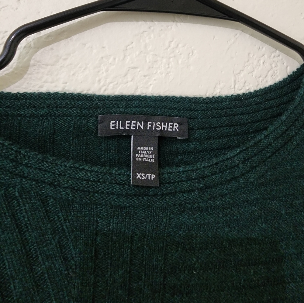 100% Cashmere Eileen Fisher sweater